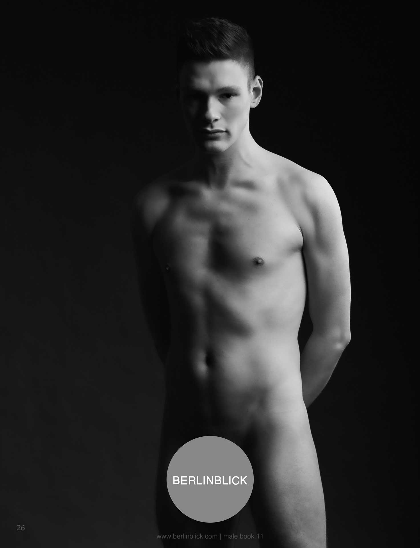 MaleBook-11-Ben-berlinblick-26
