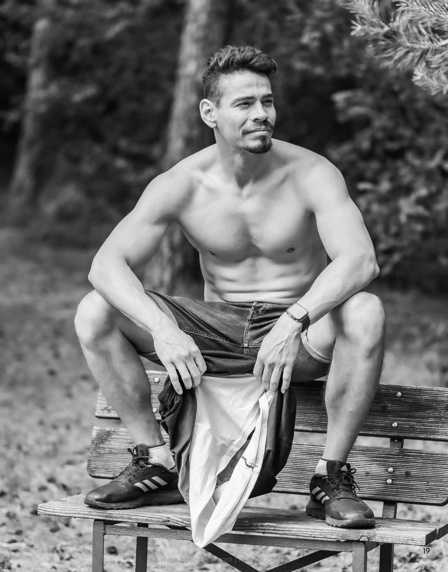 MaleBook-17-Helmut-BerlinBlick.com-Seite-20