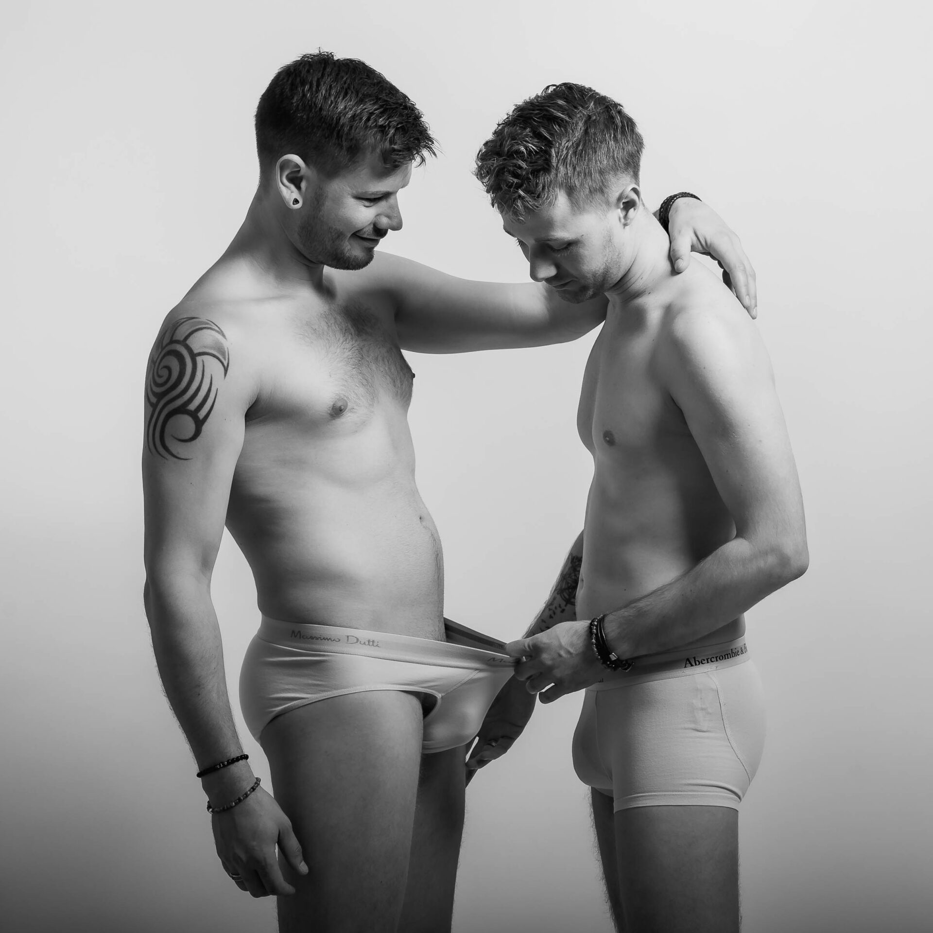 erotisches Paarshooting mit Til & Tobi in Berlin, gay Aktshooting