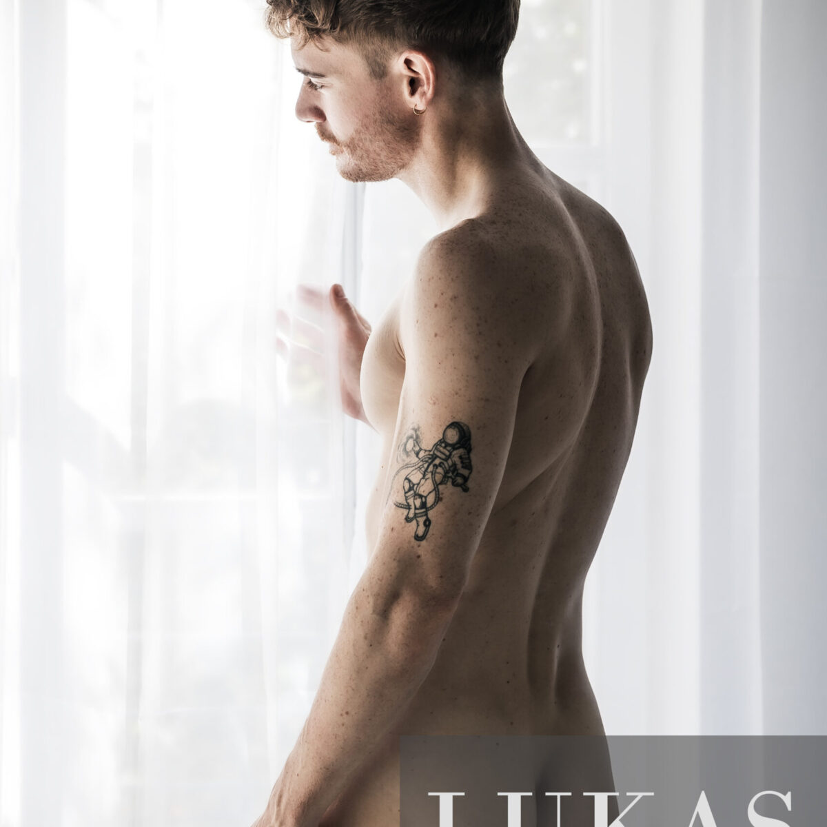 BerlinBlick-Aktshooting-Lukas-MaleBook-Cover